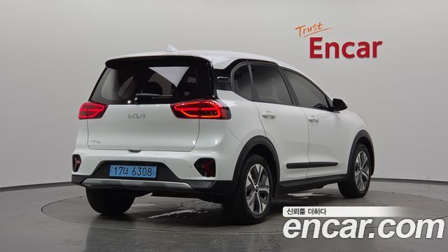Kia Niro Earth — пробег 150 866 км — фото 2 из 5