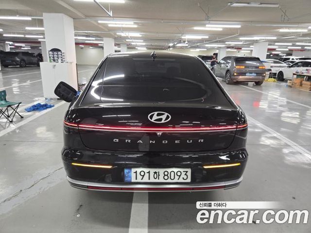 Hyundai Grandeur 2,5 Gasoline 2WD Premium — пробег 67 878 км — фото 4 из 5