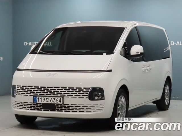Hyundai Staria Tourer 9-Seater Modern — пробег 8 600 км — фото 1 из 5