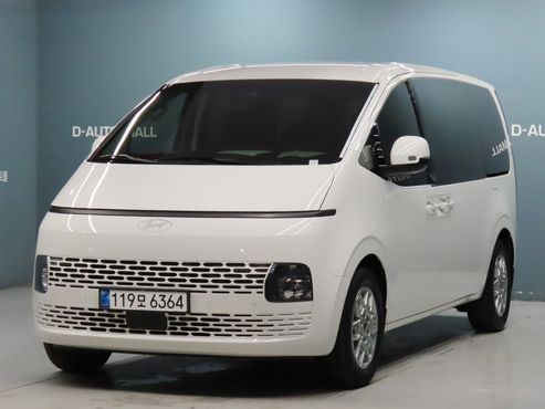 Hyundai Staria Tourer 9-Seater Modern — пробег 8 600 км — фото 1 из 5