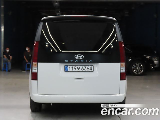 Hyundai Staria Tourer 9-Seater Modern — пробег 8 600 км — фото 3 из 5
