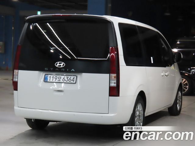 Hyundai Staria Tourer 9-Seater Modern — пробег 8 600 км — фото 4 из 5