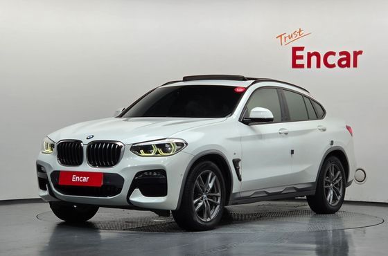 BMW X4 xDrive20d M Sport X — пробег 136 272 км — фото 1 из 5