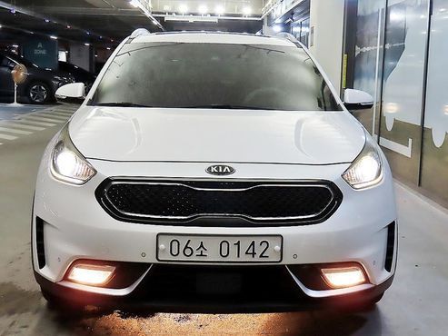 Kia Niro Noblesse — пробег 186 966 км — фото 3 из 5