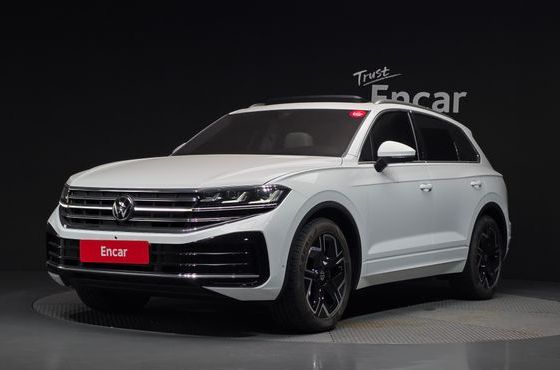 Volkswagen Touareg 3.0 TDI Prestige — пробег 27 км — фото 1 из 5