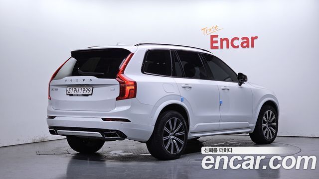 Volvo XC90 T8 R-Design Hybrid — пробег 41 110 км — фото 2 из 5