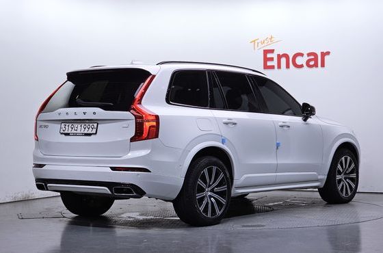 Volvo XC90 T8 R-Design Hybrid — пробег 41 110 км — фото 2 из 5