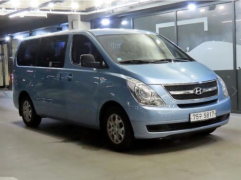 Hyundai Starex 12-Seater Wagon CVX Deluxe — пробег 151 622 км — фото 1 из 5