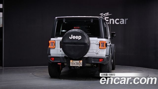 Jeep Wrangler 2.0 Rubicon High 4Door — пробег 176 426 км — фото 4 из 5