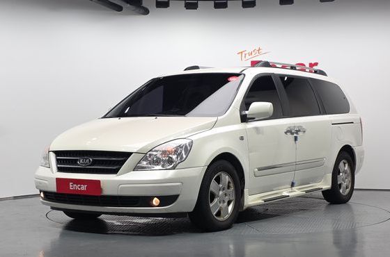 Kia Carnival LIMITED Limousine 9-seater — пробег 273 340 км — фото 1 из 5