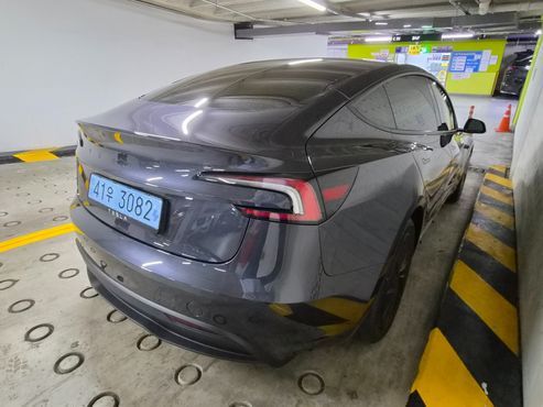 Tesla Model 3 스탠다드 RWD — пробег 750 км — фото 5 из 5