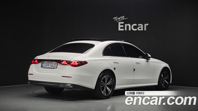 Mercedes-Benz E-Class из Кореи Encar