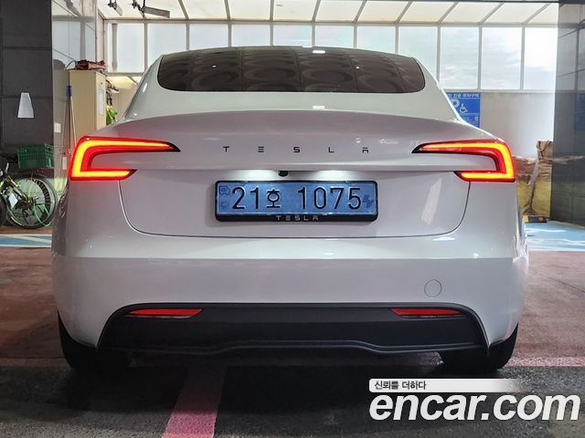 Tesla Model 3 Premium Long Range RWD — пробег 986 км — фото 5 из 5
