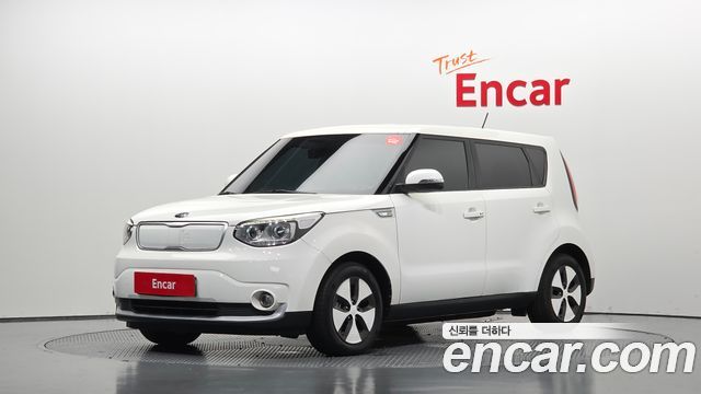 Kia Soul EV — пробег 64 719 км — фото 1 из 5