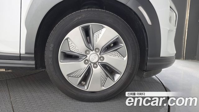 Hyundai Kona из Кореи Encar
