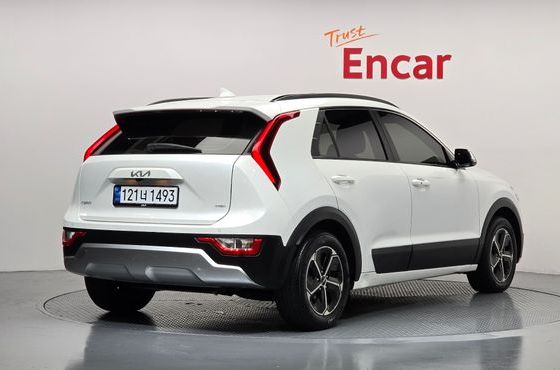 Kia Niro Trendy — пробег 158 430 км — фото 2 из 5