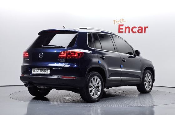 Volkswagen Tiguan 2.0 TDI Comfort 5N — пробег 159 067 км — фото 2 из 5