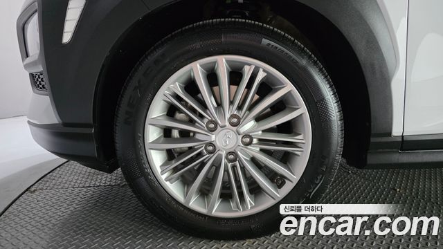 Hyundai Kona из Кореи Encar