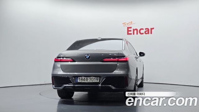 BMW 7-Series из Кореи Encar