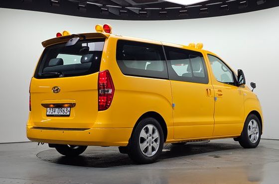 Hyundai Starex School Bus — пробег 80 283 км — фото 2 из 5