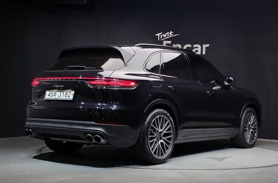 Porsche Cayenne 3.0 — пробег 25 427 км — фото 2 из 5