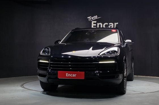 Porsche Cayenne 3.0 — пробег 25 427 км — фото 3 из 5