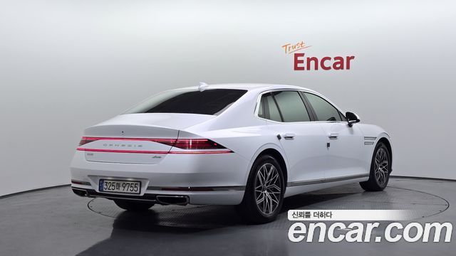 Genesis G90 Gasoline 3.5 Turbo AWD — пробег 66 288 км — фото 2 из 5