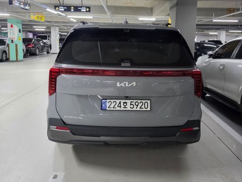 Kia Carnival Gasoline 7-Seater Gravity — пробег 46 406 км — фото 4 из 5