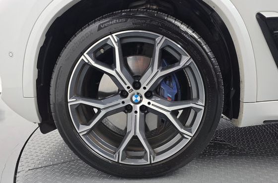 BMW X5 xDrive 40i M Sport — пробег 52 743 км — фото 5 из 5