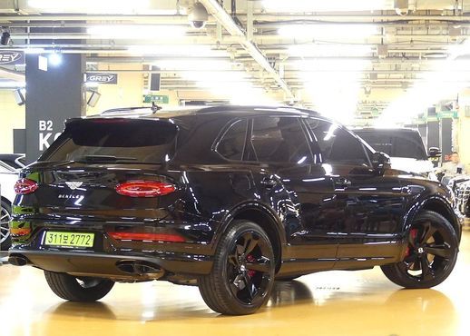 Bentley Bentayga 4.0 V8 Base — пробег 2 200 км — фото 3 из 5