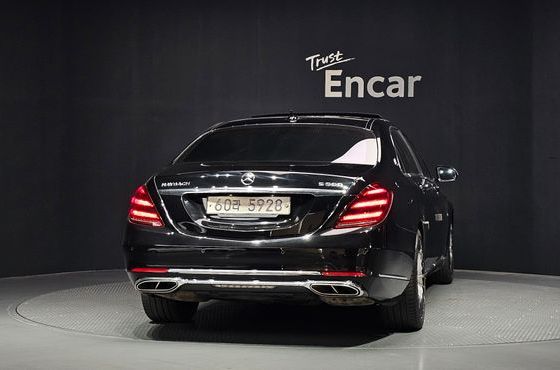 Mercedes-Benz S-Class Maybach S560 4MATIC — пробег 147 980 км — фото 4 из 5
