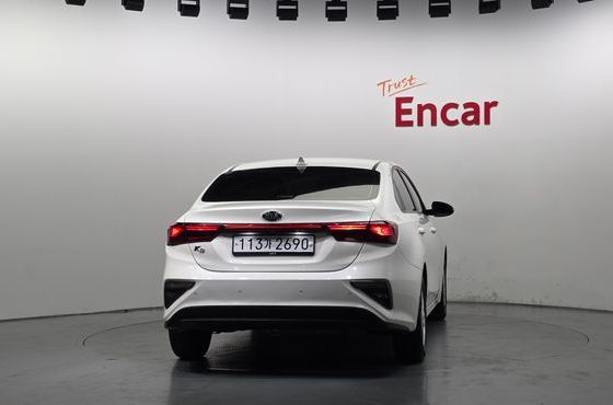 Kia K3 Luxury — пробег 62 675 км — фото 4 из 5