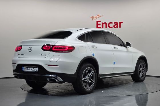 Mercedes-Benz GLC-Class GLC300e 4MATIC Coupe — пробег 31 098 км — фото 2 из 5