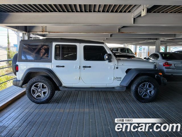 Jeep Wrangler 2.0 Sport 4Door — пробег 28 948 км — фото 2 из 5