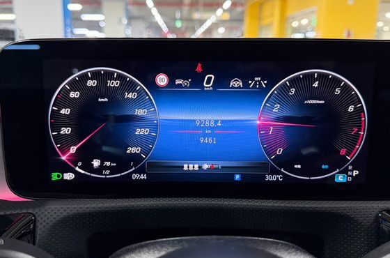 Mercedes-Benz CLA-Class CLA250 4MATIC — пробег 9 461 км — фото 5 из 5