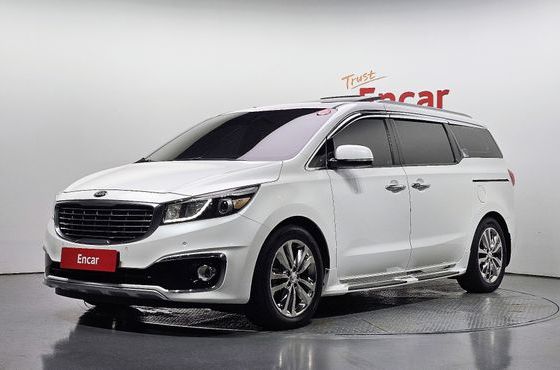 Kia Carnival 9-seater Prestige — пробег 108 745 км — фото 1 из 5