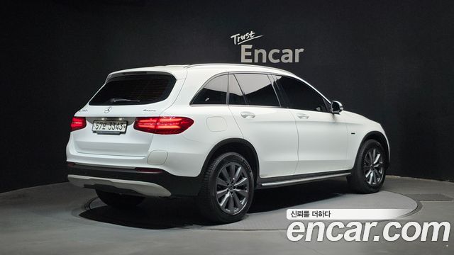 Mercedes-Benz GLC-Class GLC350e 4MATIC — пробег 56 175 км — фото 2 из 5