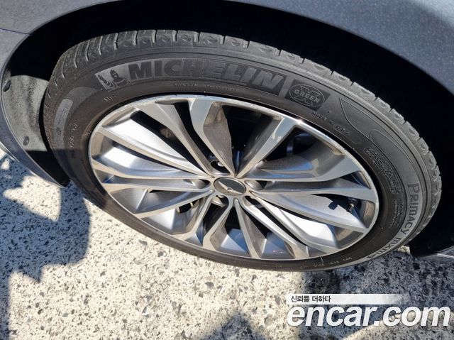 Hyundai Genesis из Кореи Encar