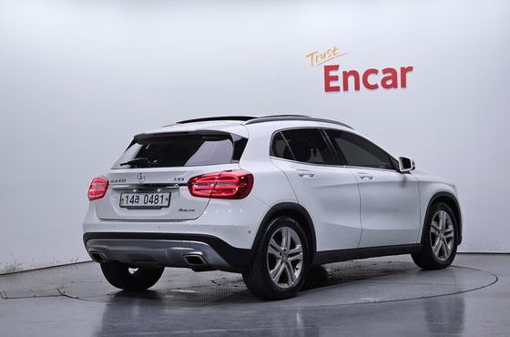 Mercedes-Benz GLA-Class GLA200 CDI 4MATIC — пробег 106 468 км — фото 2 из 5