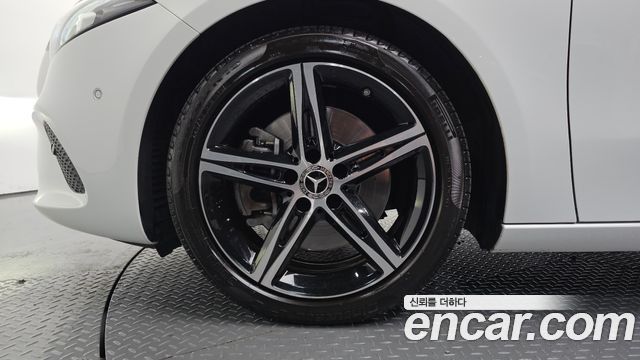 Mercedes-Benz A-Class из Кореи Encar
