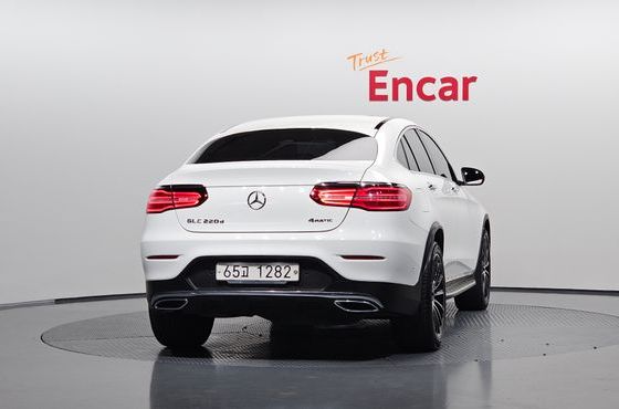 Mercedes-Benz GLC-Class GLC220 d 4MATIC Premium Coupe — пробег 73 360 км — фото 4 из 5
