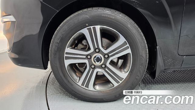Ssangyong KORANDO из Кореи Encar