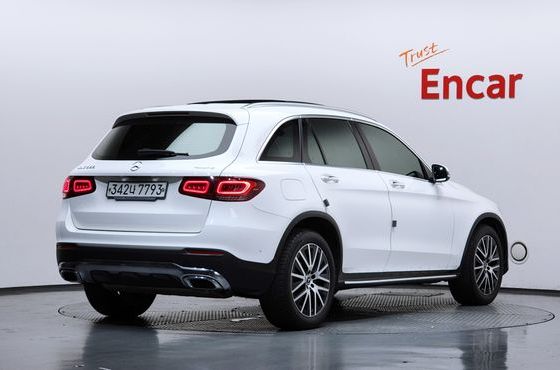 Mercedes-Benz GLC-Class GLC300 4MATIC — пробег 119 604 км — фото 2 из 5