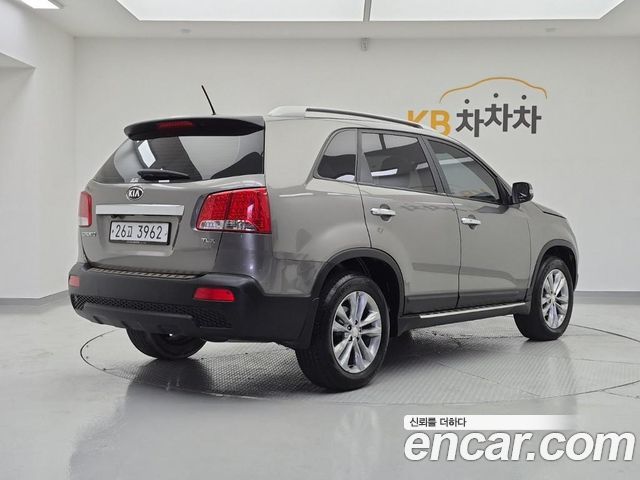 Kia Sorento Diesel 2.0 2WD TLX High-Deluxe — пробег 181 620 км — фото 4 из 5