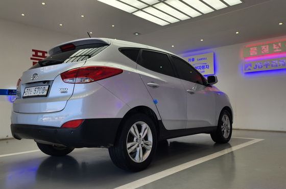 Hyundai Tucson Diesel 2WD X20 Luxury — пробег 137 000 км — фото 2 из 5