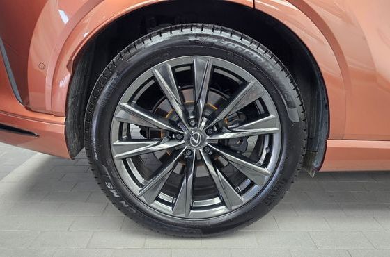 Lexus RX F-Sport — пробег 74 333 км — фото 5 из 5