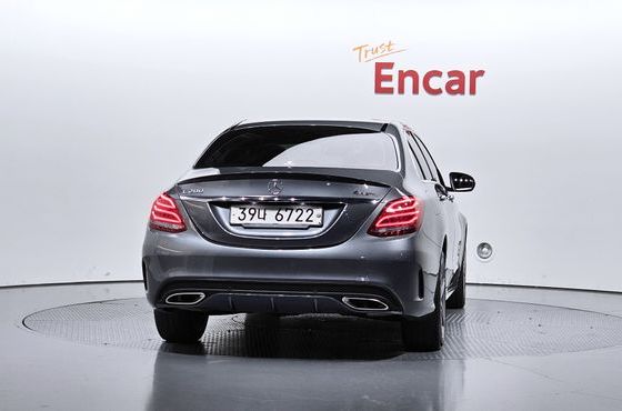 Mercedes-Benz C-Class C200 4MATIC AMG Line — пробег 42 569 км — фото 4 из 5