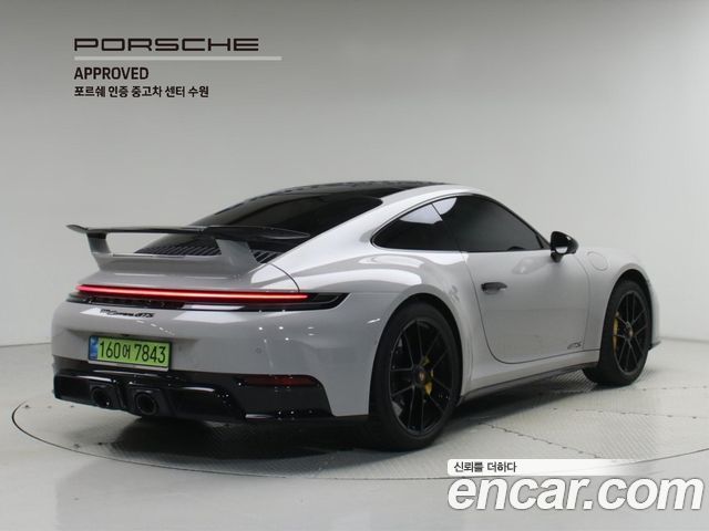 Porsche 911 Carrera GTS — пробег 3 440 км — фото 2 из 5