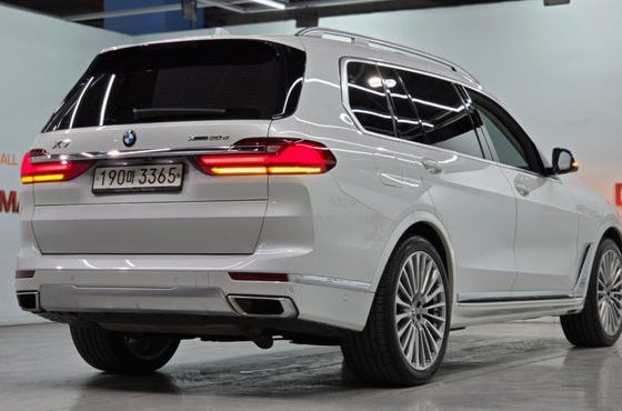 BMW X7 xDrive 30d Design Pure Excellent 7-Seater — пробег 102 712 км — фото 4 из 5