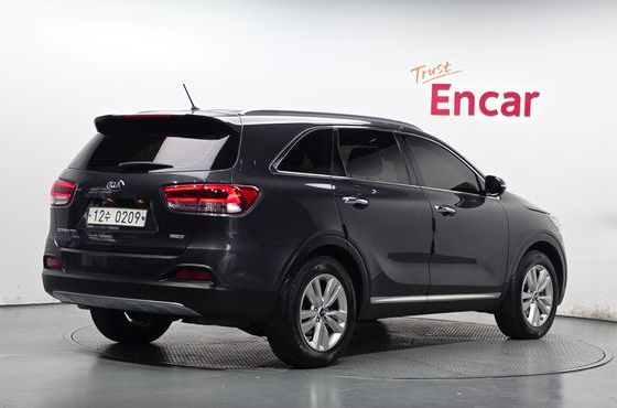 Kia Sorento Diesel 2.0 2WD Prestige — пробег 170 412 км — фото 2 из 5